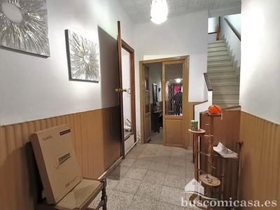 Chalet en venta en Linares