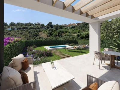 Chalet pareado con jardín, aparcamiento y posibilidad de piscina privada