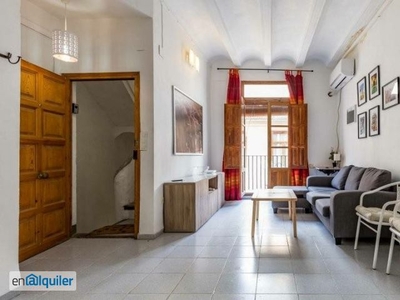 Encantador apartamento de 1 dormitorio en alquiler en Ciutat Vella