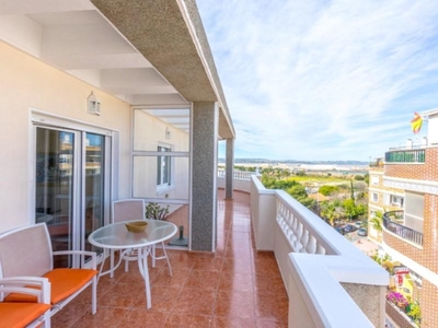 Piso ático en venta en Centro - Muelle Pesquero, Torrevieja