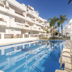 Piso en venta en Valle Romano Golf, Estepona