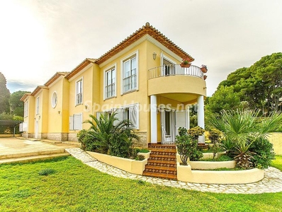 Villa en venta en Dénia