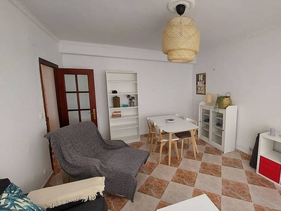 Apartamento de 3 habitaciones en Cádiz centro