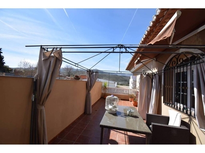 Venta Casa unifamiliar en Carretera CARRETERA DE ALHAMA 1 Salar. Buen estado con terraza 540 m²