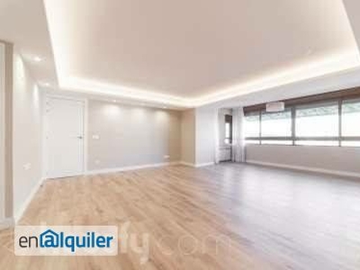 Alquiler piso con 2 baños Chamartín