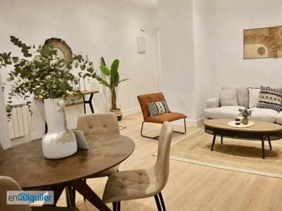 Apartamento de 2 dormitorios en alquiler en Madrid