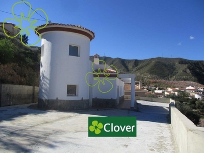 Chalet en venta en Arboleas, Almería