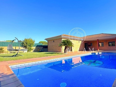 Chalet en venta en Caldes de Malavella, Girona