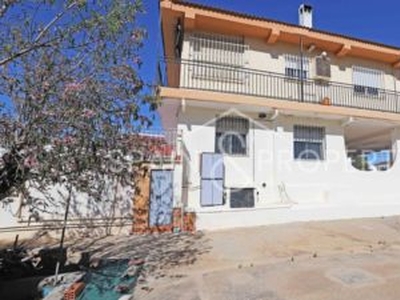 Chalet en venta en Calle de Godelleta