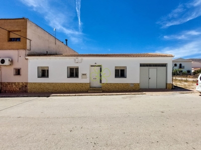 Chalet en venta en Chirivel, Almería