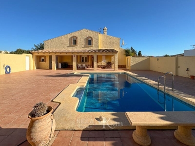 Chalet en venta en La Algarrobina, Cuevas del Almanzora, Almería