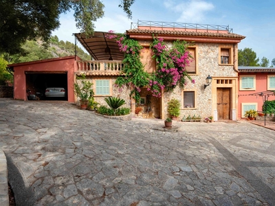 Finca/Casa Rural en venta en Puigpunyent, Mallorca