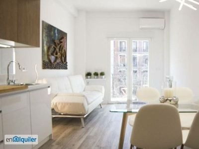 Moderno apartamento de 1 dormitorio con aire acondicionado en alquiler cerca de Plaza de España y Gran Vía