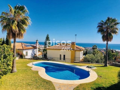 Casa adosada en venta en Benalmadena Pueblo