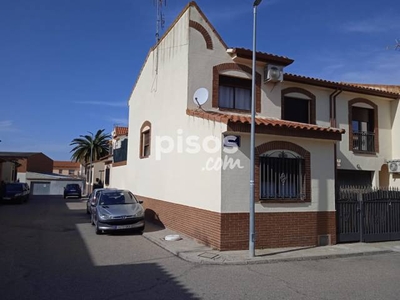 Casa adosada en venta en Calle de la Aurora, 14