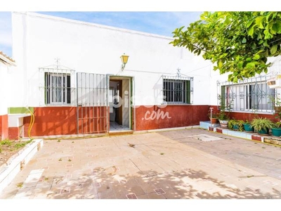 Casa en venta en Avenida Diputacion