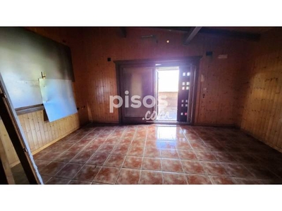 Casa en venta en Carrer de l'Ebre