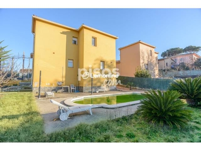 Casa en venta en Carrer Roureda de Can Roig, 17455 Aigües Bones, Girona