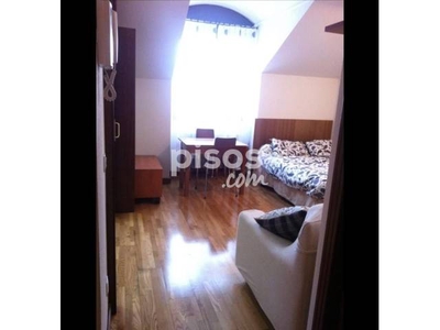 Estudio en venta en Calle Daniel Moyano