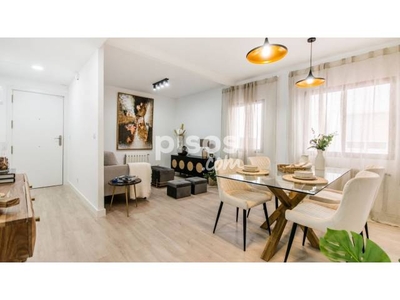 Piso en venta en Calle de Los Urquiza, 11