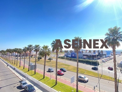 Alquiler de piso en Villanueva de la Serena de 3 habitaciones con terraza y muebles