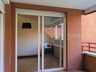 Alquiler piso amueblado con ascensor, piscina y calefacción en Alcobendas