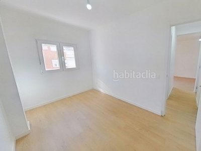 Alquiler piso con 3 habitaciones en Juan de la Cierva Getafe