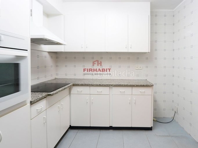 Alquiler piso con 4 habitaciones con calefacción en Arenys de Mar