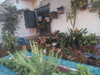 Casa adosada con 4 habitaciones en Centro - Doña Mercedes Dos Hermanas