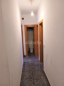 Piso con 4 habitaciones con aire acondicionado en Sant Andreu de la Barca