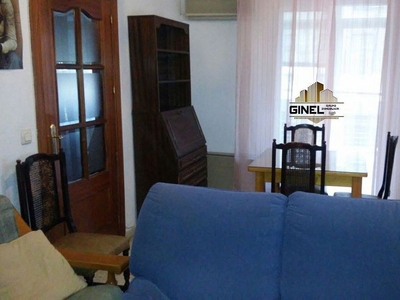 Piso en alquiler en Andújar de 4 habitaciones con terraza y muebles