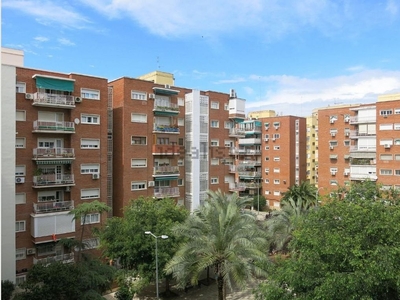 Piso en alquiler en Santa Marina - La Paz de 5 habitaciones con terraza y muebles