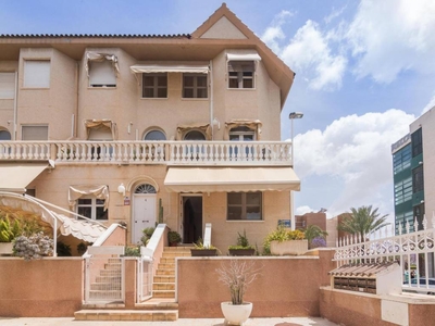 Venta Casa adosada Elche - Elx. Con terraza 145 m²