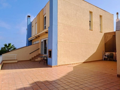 Venta Casa unifamiliar Orihuela. Con terraza 180 m²