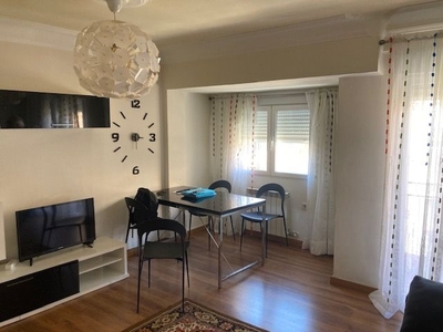 Venta de piso en Ruiseñores (Zaragoza)