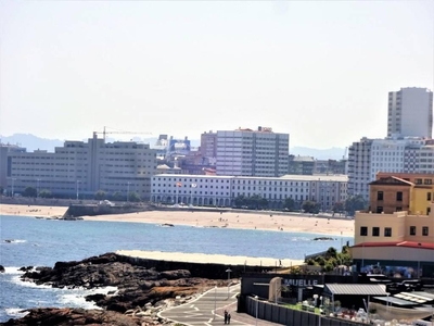 Venta Piso A Coruña. Piso de tres habitaciones Buen estado con terraza