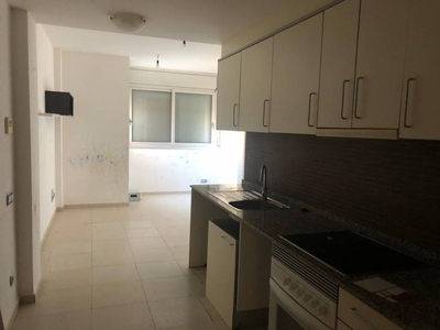 Venta Piso El Vendrell. Piso de dos habitaciones Segunda planta