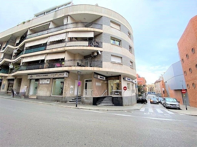 Venta Piso El Vendrell. Piso de tres habitaciones Segunda planta con terraza