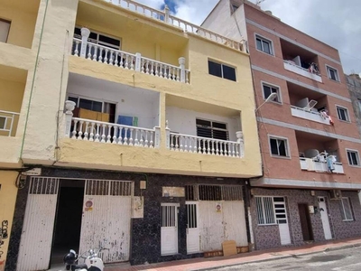 Venta Piso en Calle Contreras. Arona