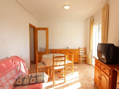 Venta Piso en parodi hermanos Torrevieja. Torrevieja