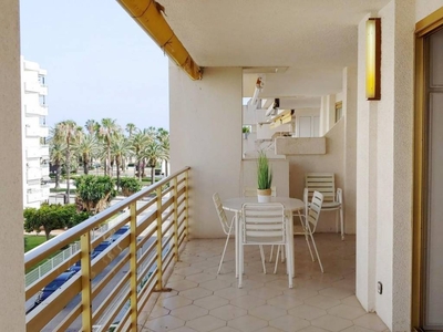 Venta Piso Salou. Piso de dos habitaciones A reformar con terraza