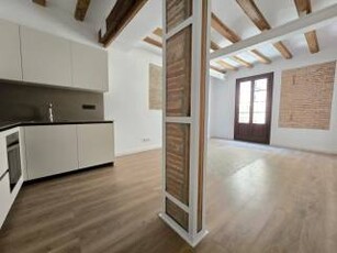 Piso de tres habitaciones Carrer Dels Còdols, El Barri Gòtic, Barcelona