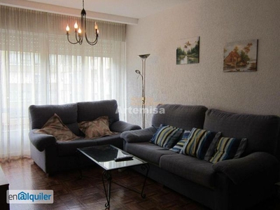 Alquiler de piso amueblado de 3 dormitorios en Caranza, Ferrol