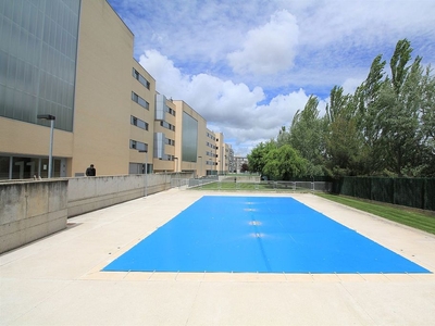 Alquiler de piso en calle De la Galana de 2 habitaciones con piscina y garaje