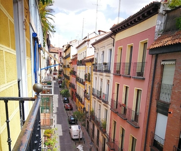 Habitación Individual en Calle de Jesús del Valle 15