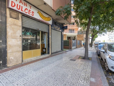 Local comercial Neptuno 1 Granada Ref. 93648859 - Indomio.es