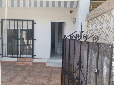 Venta Casa adosada Bormujos. 75 m²