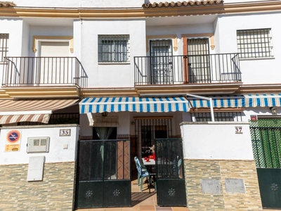 Venta Casa adosada Chipiona. Con terraza 70 m²