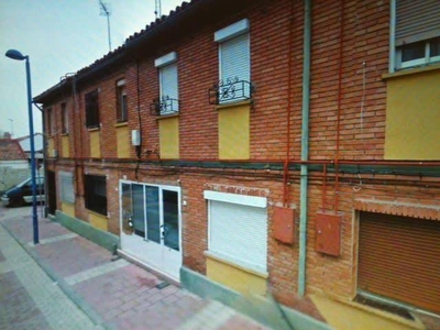 Venta Casa adosada en Calle Paramo 18 Valladolid. 82 m²