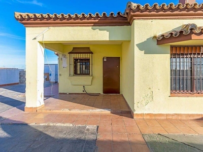 Venta Casa unifamiliar Chiclana de la Frontera. 100 m²